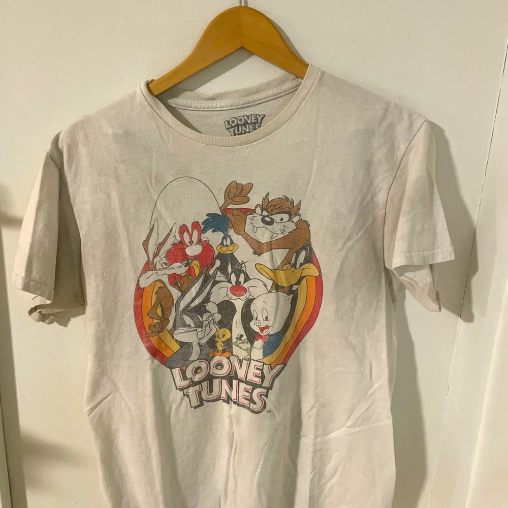 Looney Tunes Cartoon T-Shirt Size Medium